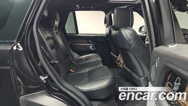 Land Rover Range Rover 2019 thumb 11