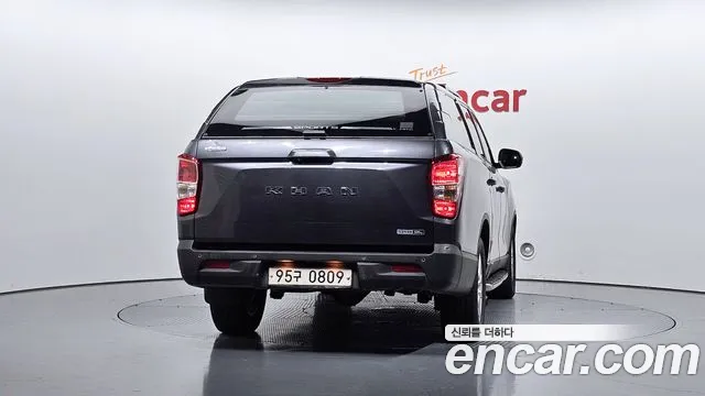 KG_Mobility_Ssangyong Rexton 2019 thumb 3