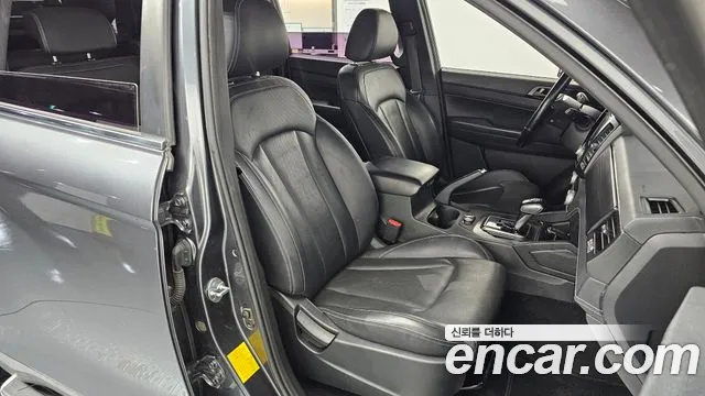 KG_Mobility_Ssangyong Rexton 2019 thumb 11
