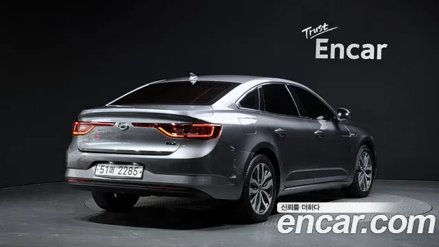 Renault Megane 2016 thumb 2