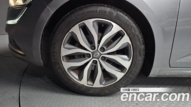 Renault Megane 2016 thumb 5