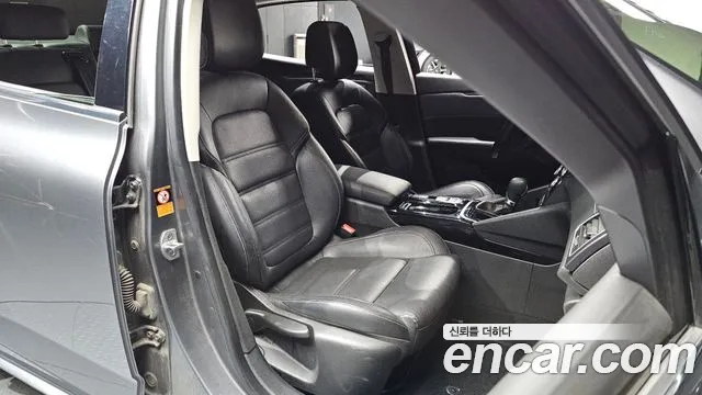 Renault Megane 2016 thumb 10