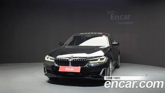 BMW 5 серии 2022 thumb 3