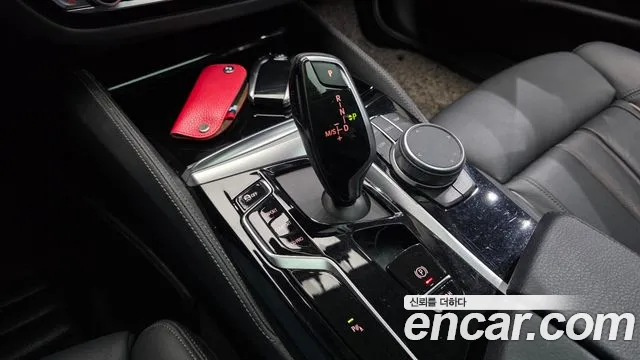 BMW 5 серии 2022 thumb 9