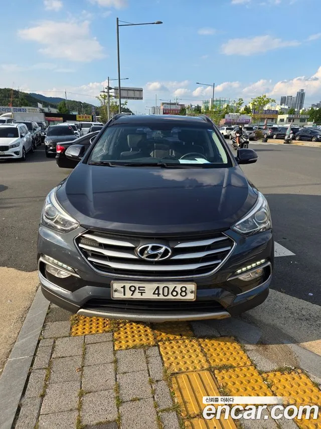 Hyundai Santafe 2016 thumb 4