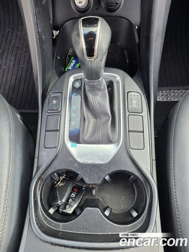 Hyundai Santafe 2016 thumb 7