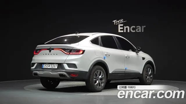 Renault Arkana 2024 thumb 2