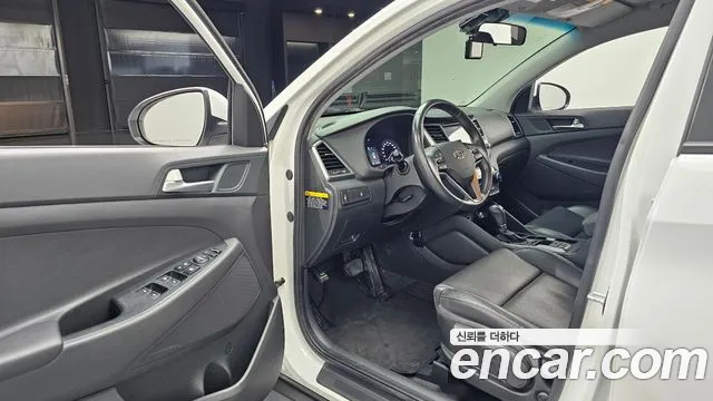 Hyundai Tucson 2015 thumb 10