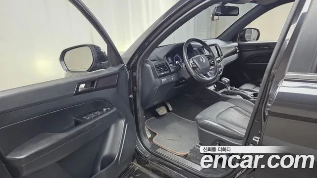 KG_Mobility_Ssangyong Rexton 2019 thumb 10