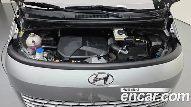 Hyundai Staria 2021 thumb 6