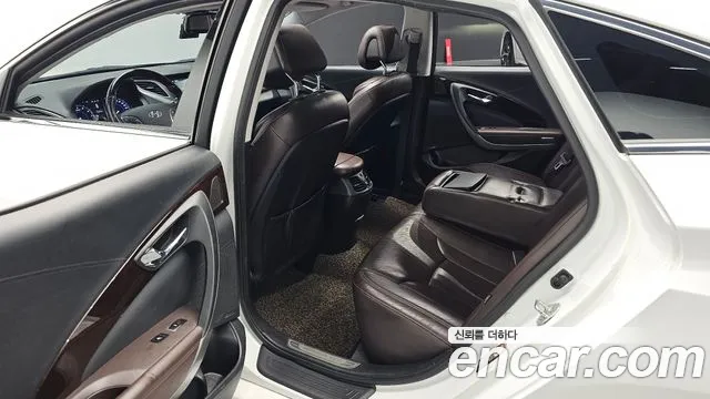 Hyundai Grandeur 2015 thumb 12