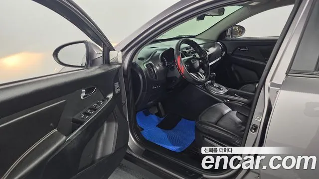 Kia Sportage 2011 thumb 10