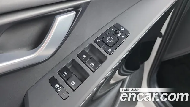 Kia Niro 2023 thumb 12