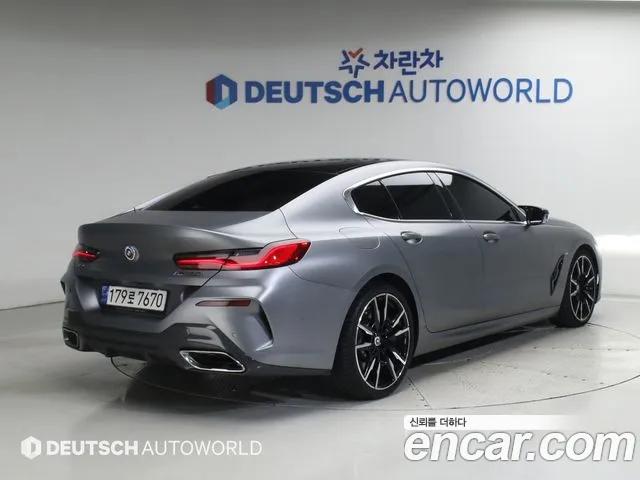 BMW 8 серии 2022 thumb 2
