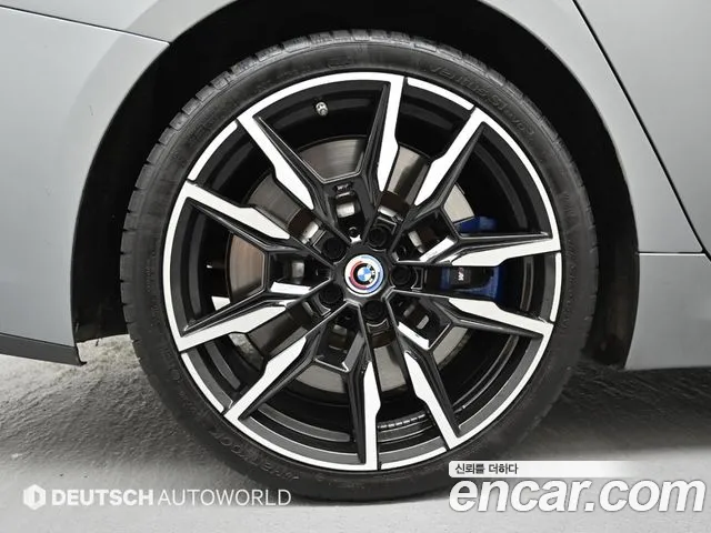 BMW 8 серии 2022 thumb 5