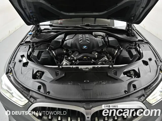 BMW 8 серии 2022 thumb 6