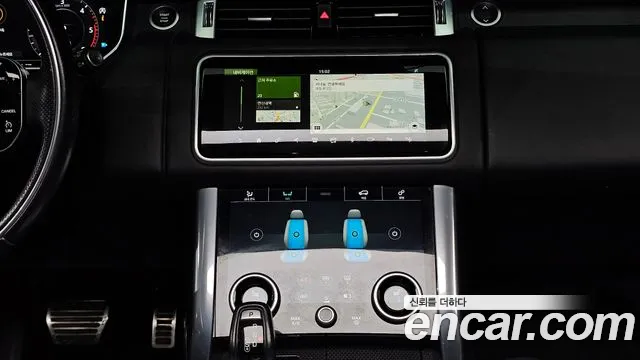 Land Rover Range Rover Sport 2019 thumb 12
