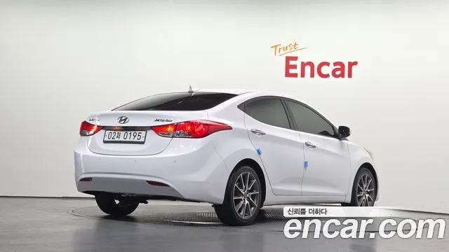 Hyundai Avante 2012 thumb 2