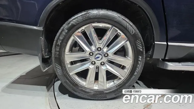 KG_Mobility_Ssangyong Rexton 2018 thumb 5