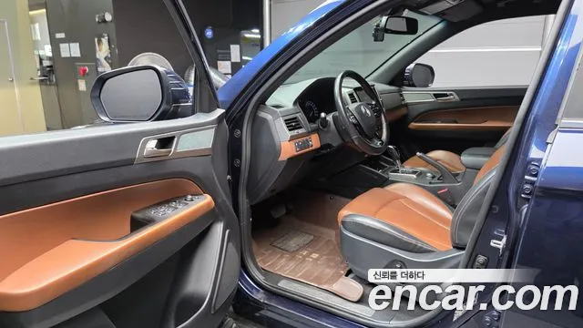 KG_Mobility_Ssangyong Rexton 2018 thumb 10