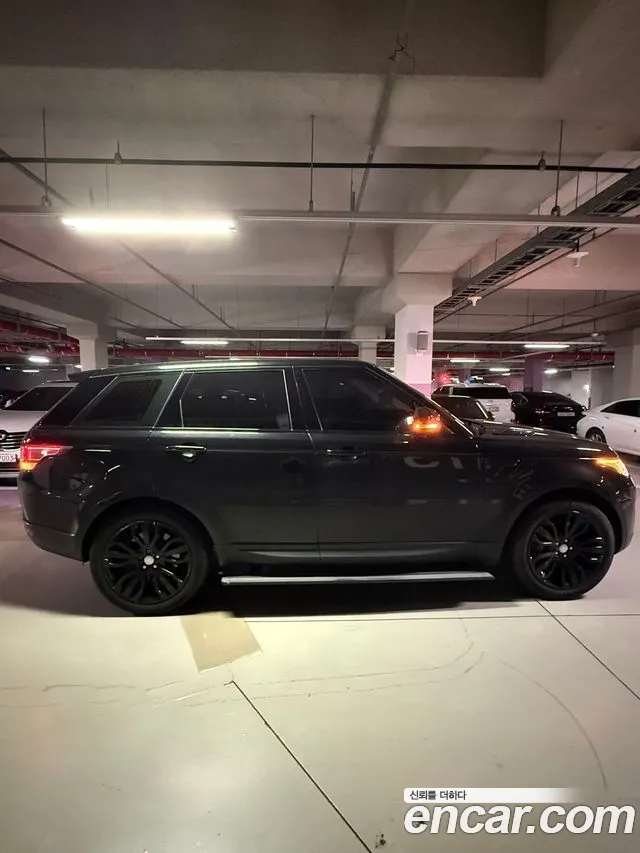 Land Rover Range Rover Sport 2016 thumb 4
