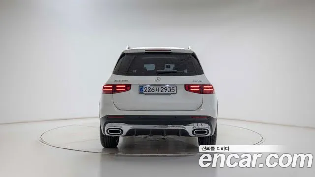 Mercedes-Benz GLB 2025 thumb 7