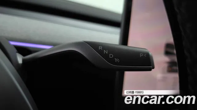 Tesla Model Y 2024 thumb 8