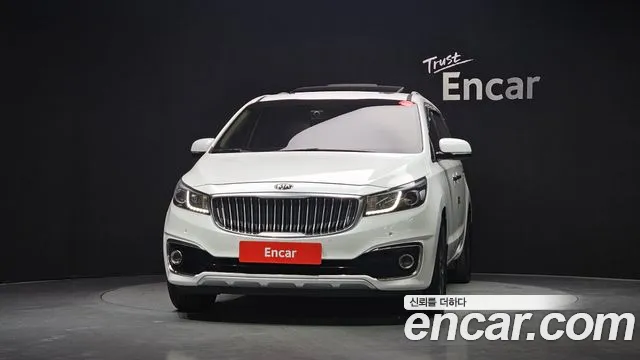 Kia Carnival 2016 thumb 3