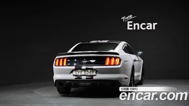 Ford Mustang Mach-E 2016 thumb 4