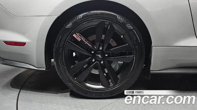 Ford Mustang Mach-E 2016 thumb 5