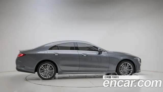 Mercedes-Benz CLS-Class 2020 thumb 9