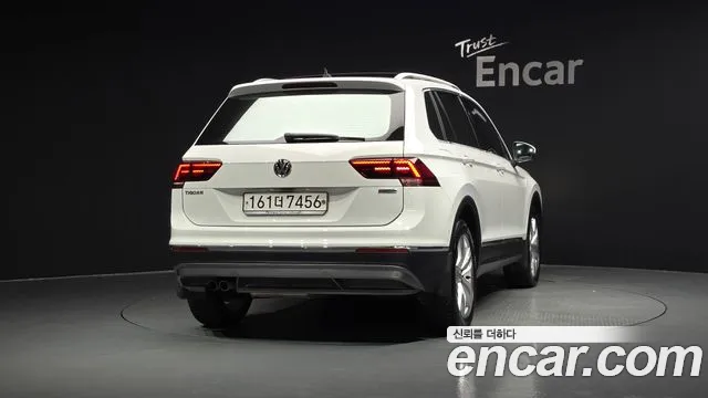 Volkswagen Tiguan 2020 thumb 4