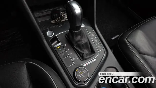Volkswagen Tiguan 2020 thumb 9