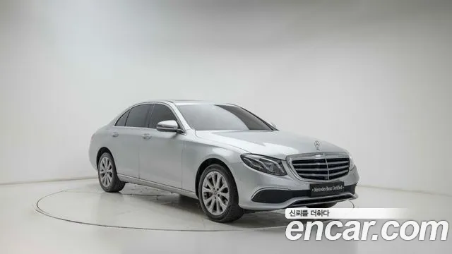Mercedes-Benz E-Класс 2018 thumb 2