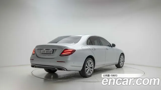 Mercedes-Benz E-Класс 2018 thumb 4