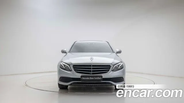 Mercedes-Benz E-Класс 2018 thumb 6