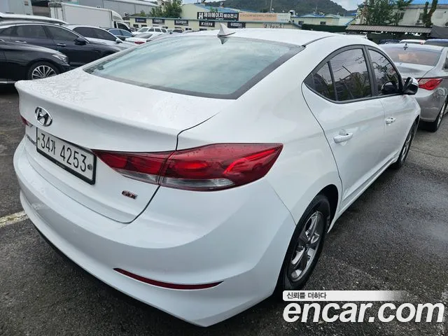 Hyundai Avante 2017 thumb 2