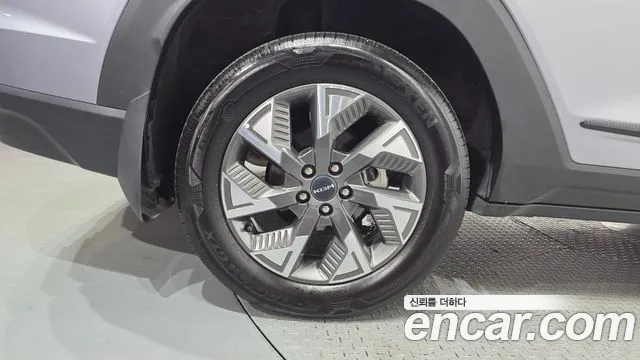 KG_Mobility_Ssangyong Torres 2025 thumb 5