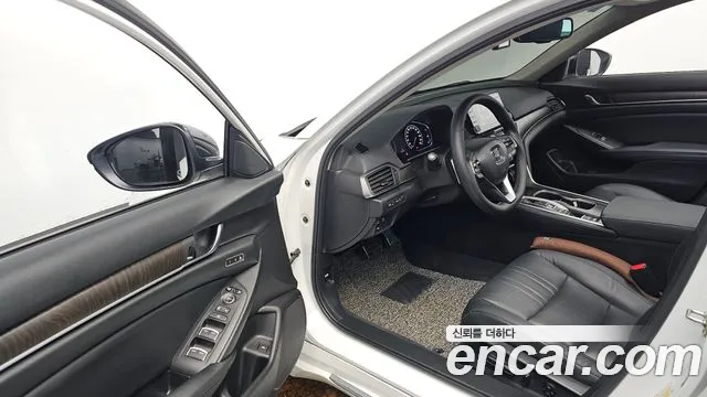 Honda Accord 2018 thumb 9