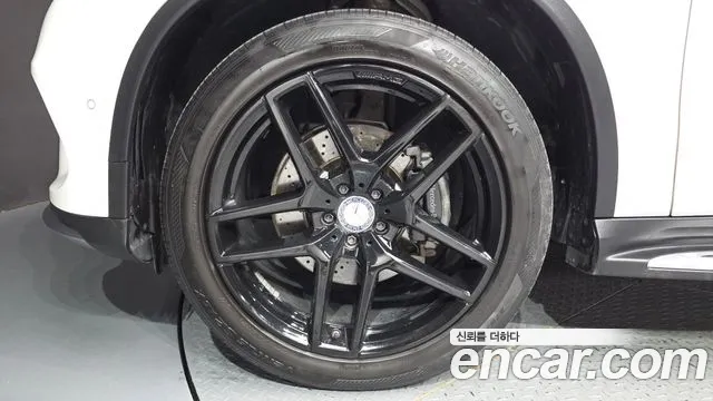 Mercedes-Benz GLE 2017 thumb 5