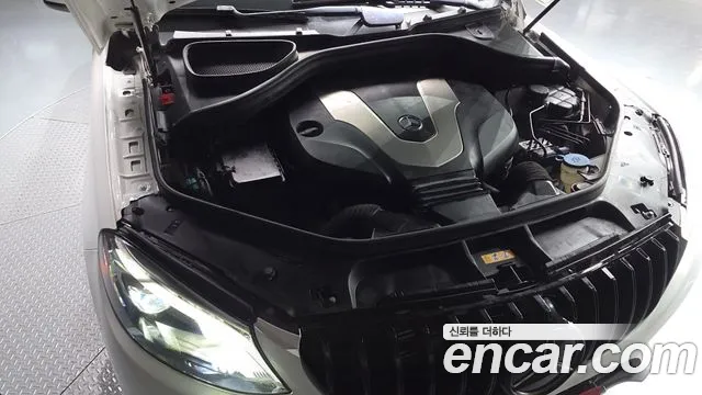 Mercedes-Benz GLE 2017 thumb 6