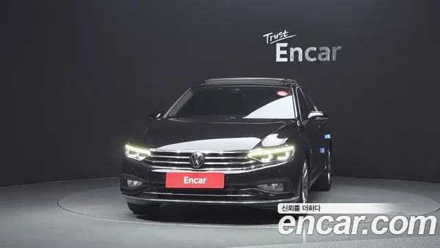 Volkswagen Passat (North America and China) 2021 thumb 3