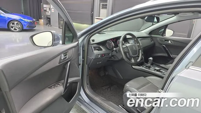 Peugeot 508 2014 thumb 10