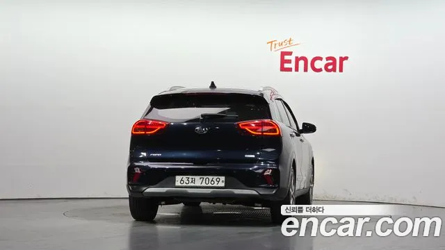 Kia Niro 2019 thumb 4