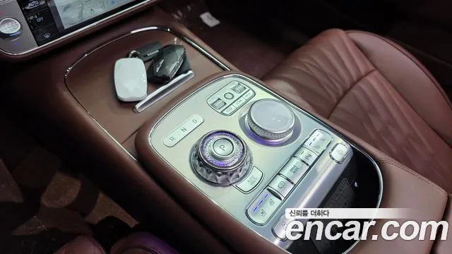 Genesis G90 2022 thumb 9