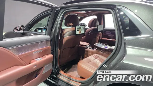 Genesis G90 2022 thumb 12