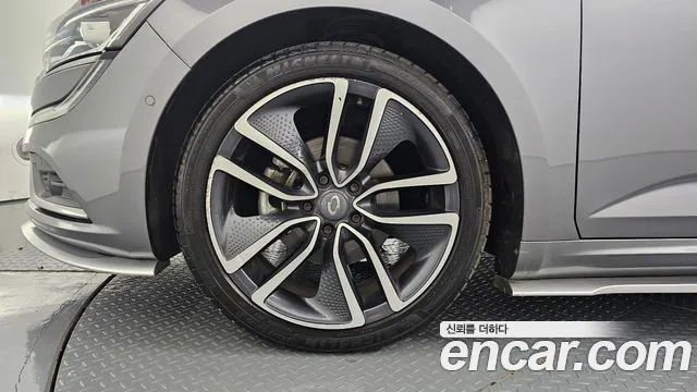 Renault Megane 2016 thumb 5