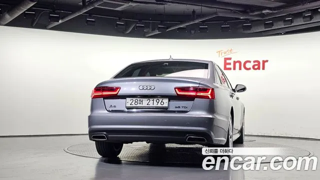 Audi A6 2018 thumb 4