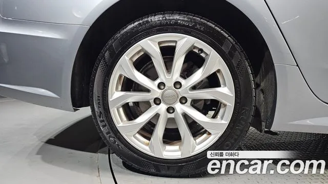 Audi A6 2018 thumb 5