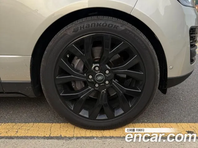 Land Rover Range Rover 2017 thumb 5